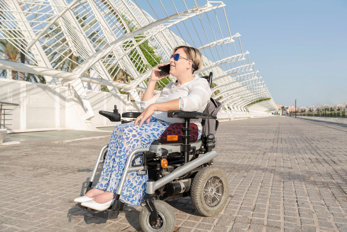 Power vs. Manual Wheelchairs: Pros, Cons, and When to Consider Each