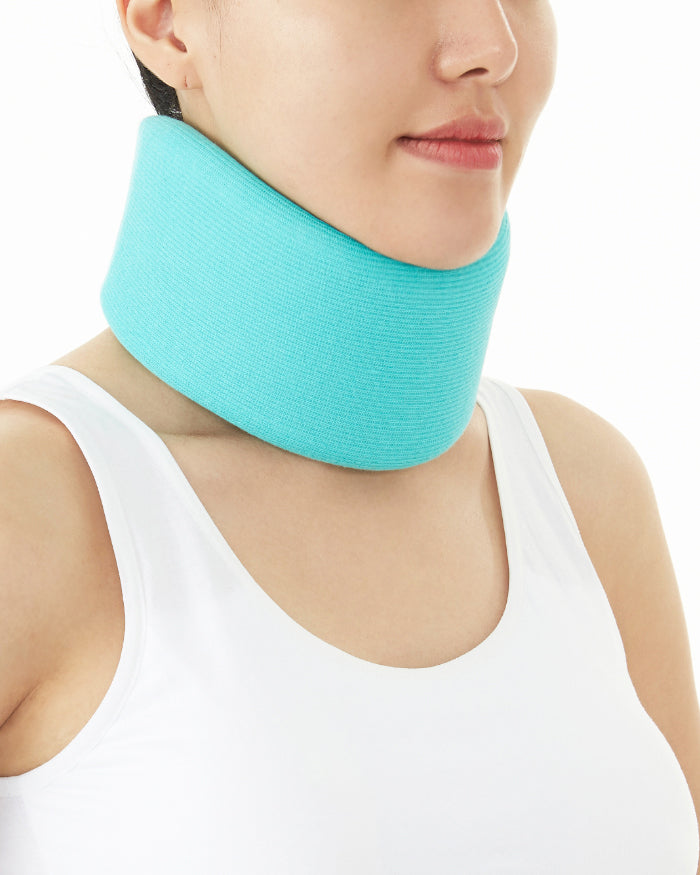 Soft Cervical Collar With Reinforcement Aligns Stabilize Vertebrae Adjustable Neck Brace Relief Of Cervical Spine Pressure Can Be Used During Sleep