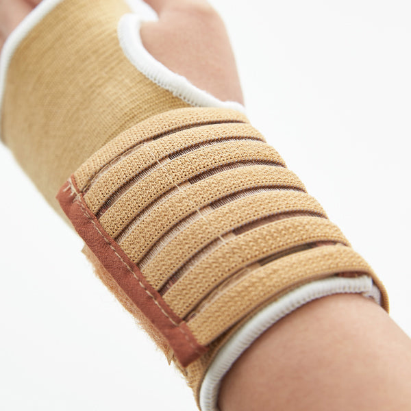 Elasic Wrist Brace with Adjustable Wrap & Wrist Compression Sleeve for Support - Helpful, Easy & Simple Wear